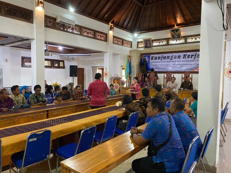 Kunjungan Kerja Desa Kertosari, Kecamatan Asembagus, Kabupaten Situbondo, Jawa Timur ke Desa Sebatu