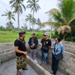 Perbekel Sebatu Tinjau Progres Pembangunan Kandang, Lokus Ketahanan Pangan BUMDes Nawa Dana