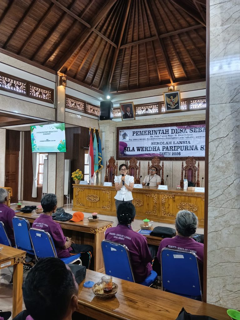Kunci Bahagia di Masa Tua: Sekolah Lansia Sebatu Bekali Penglingsir Terapi Syukur dan Self-Healing