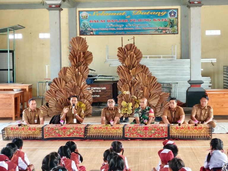 Cegah Perundungan Sejak Dini, Pemdes Sebatu Gandeng TNI-Polri Kampanyekan Gerakan Anti-Bullying di Sekolah